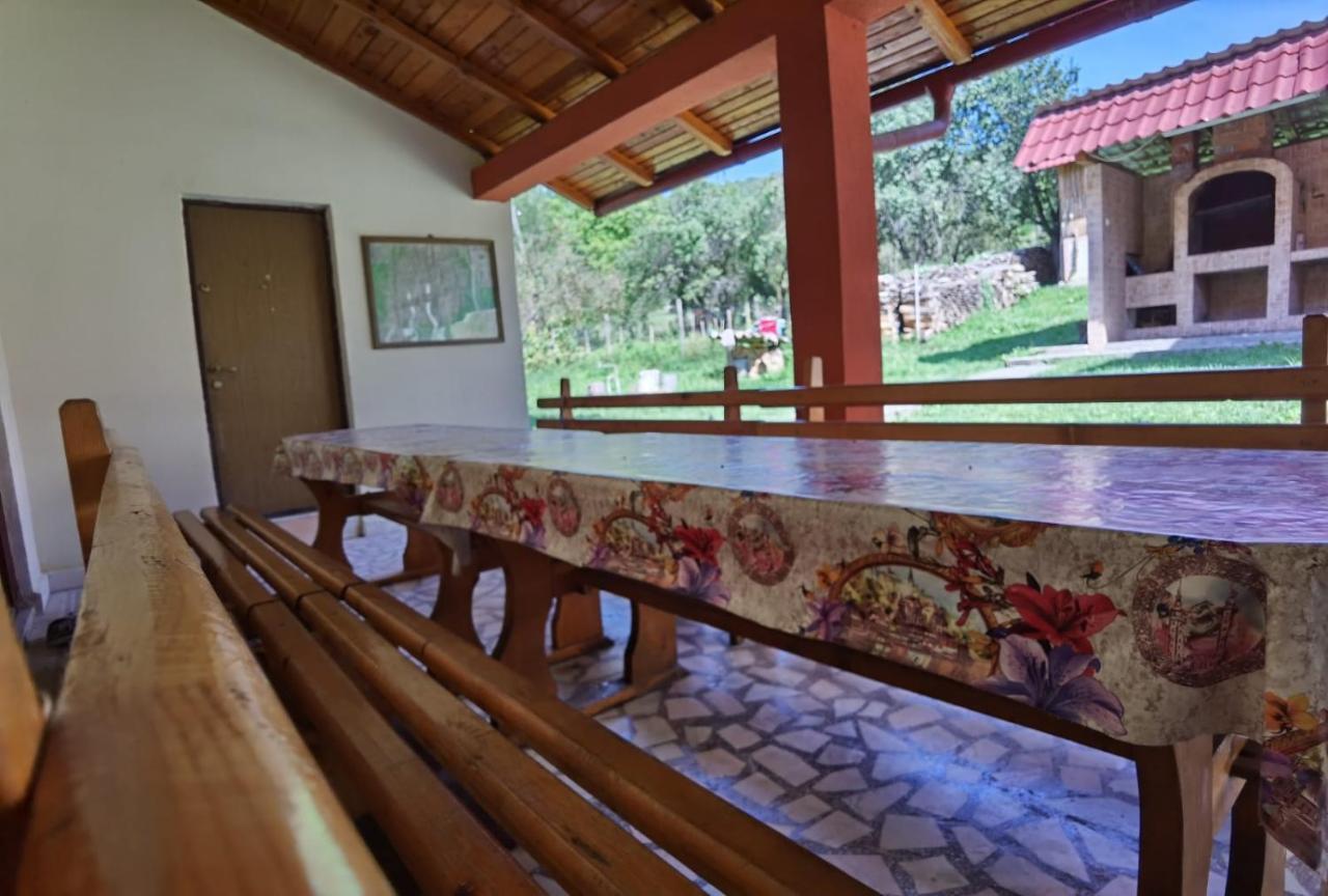 Casa Dobrin Hotel Arefu Kültér fotó
