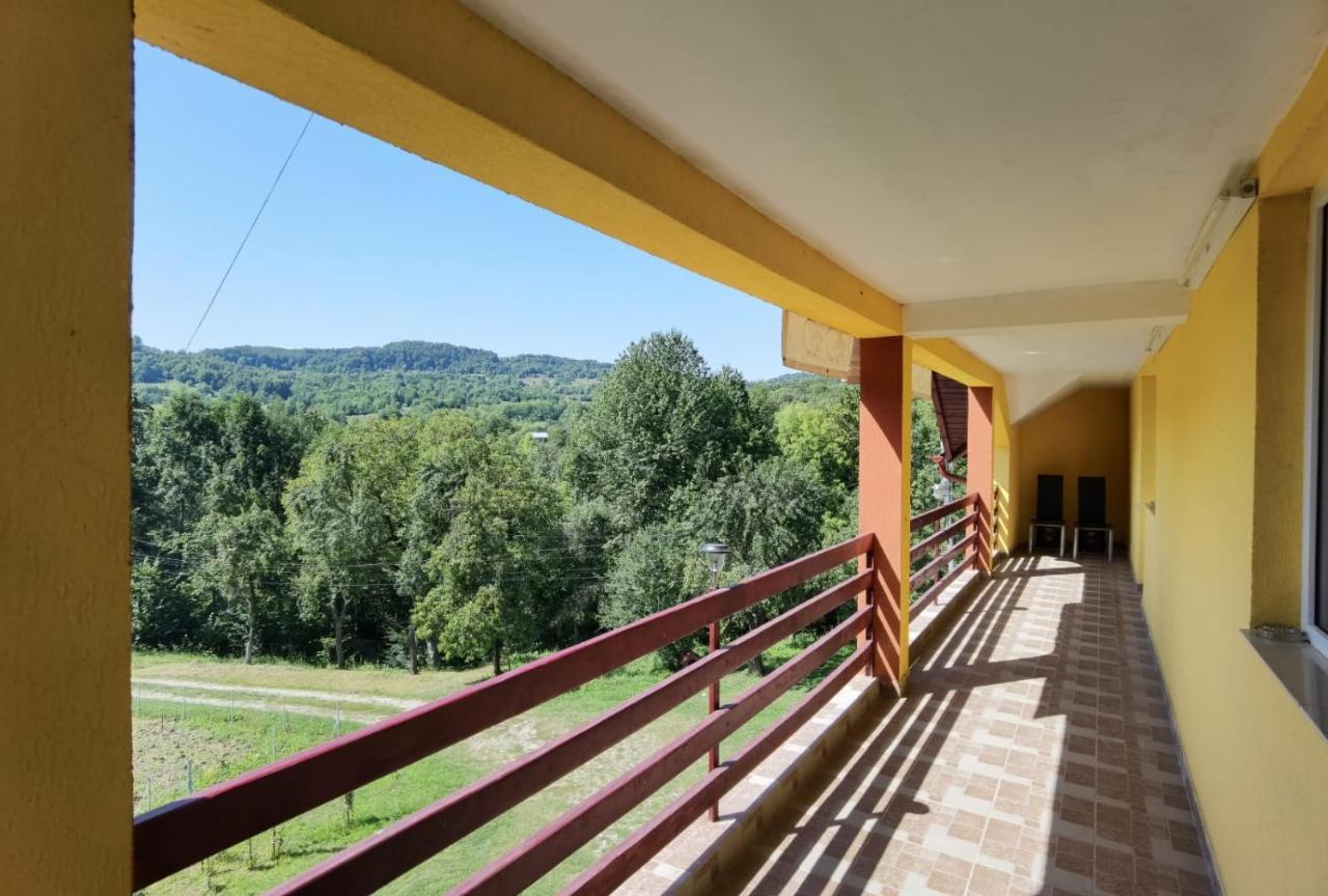 Casa Dobrin Hotel Arefu Kültér fotó